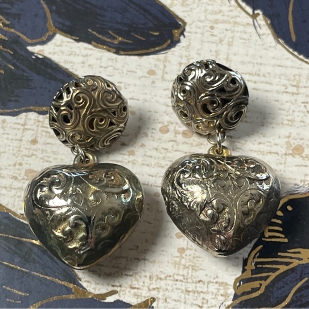Vintage 80s Oversized Silver Ornate Puff Heart Dangle Earrings Shabby Chic D2